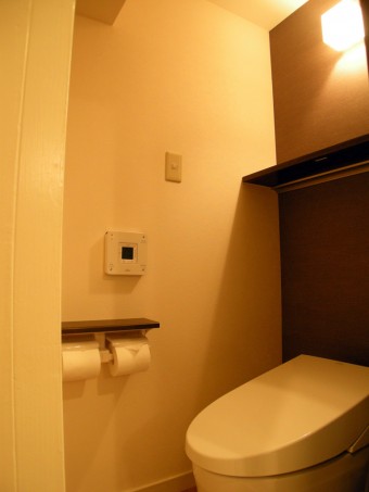 ハイブリッド便器 ネオレストAHに交換 ハイブリッド便器 ネオレストAHに交換